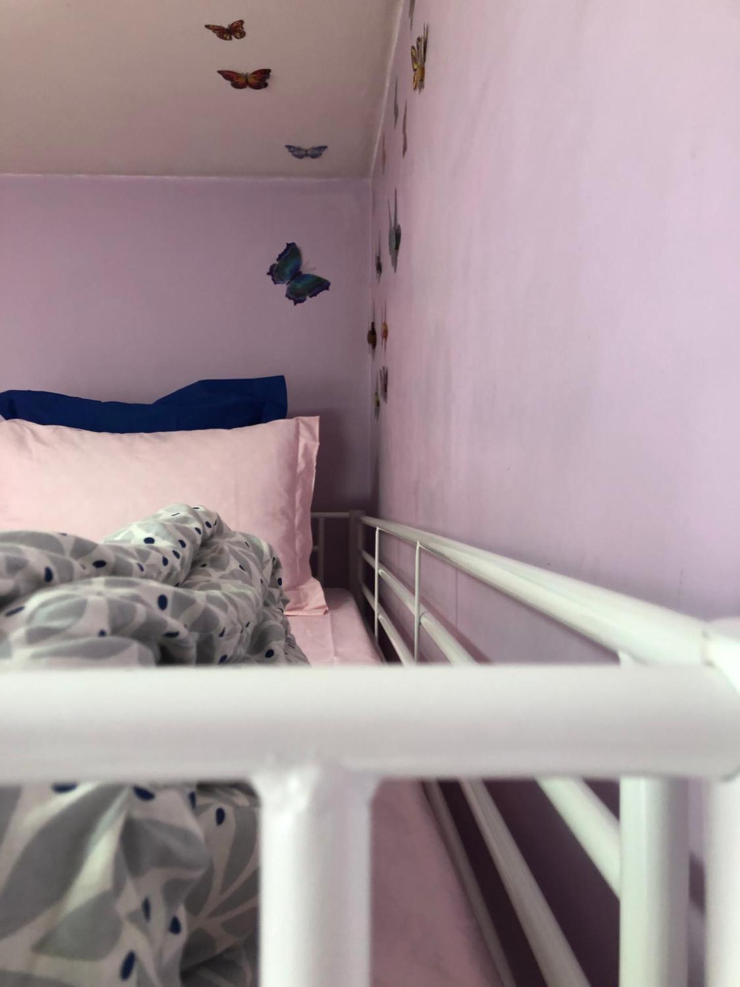 Female-Dortoir Femme -Dorm Shared Room Paris Bobigny Exterior photo